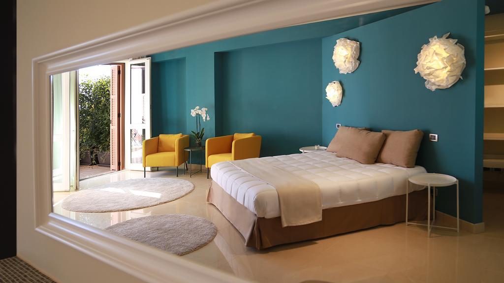 Velvet Rooms Bordighera Bagian luar foto