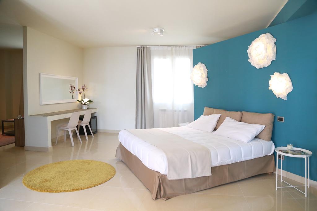 Velvet Rooms Bordighera Bagian luar foto